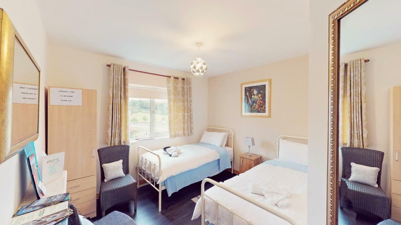Simbavati B&B Ballina  Eksteriør billede